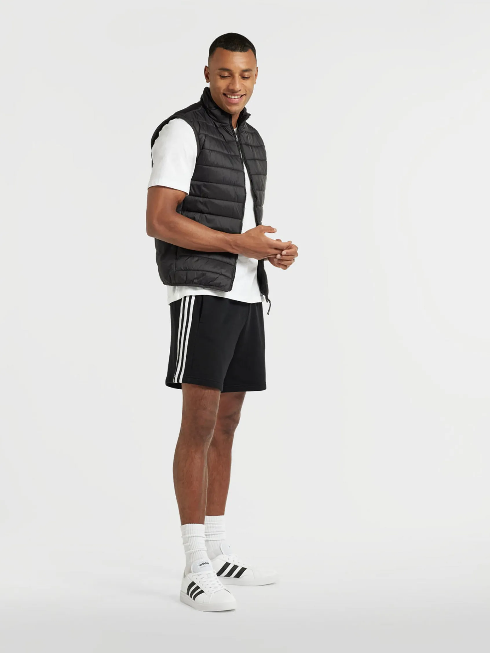 Herren adidas 3 Streifen Essentials Shorts