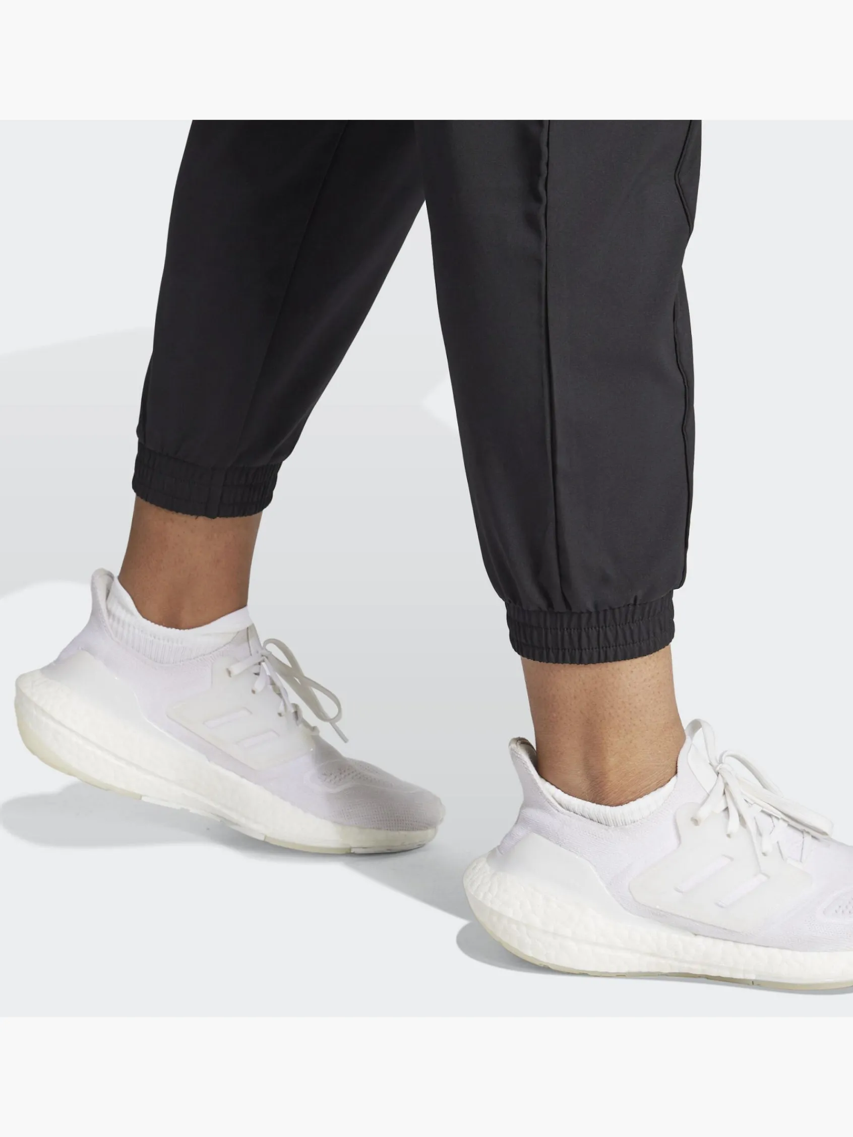 Damen adidas AEROREADY Train Essentials Minimal Branding Woven Hose