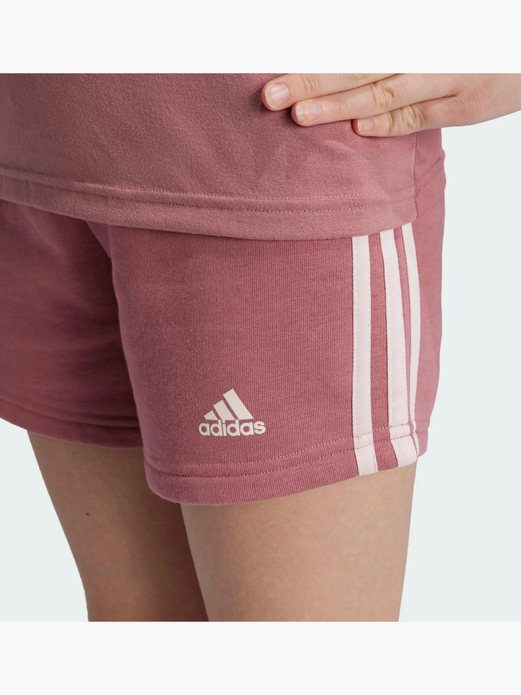 Kinder adidas Essentials 3-Streifen Shorts