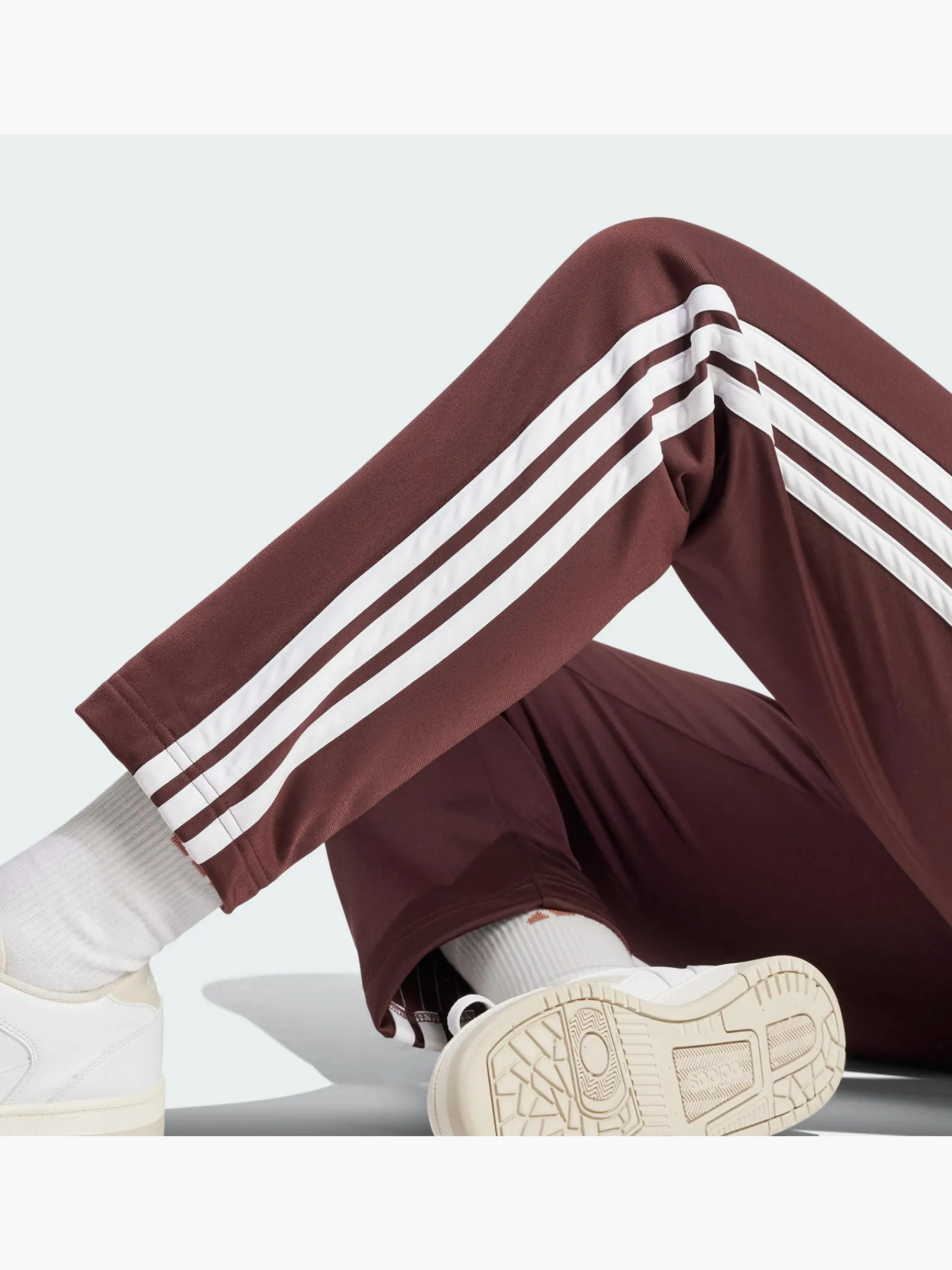 Damen adidas Essentials 3-Streifen Trainingsanzug