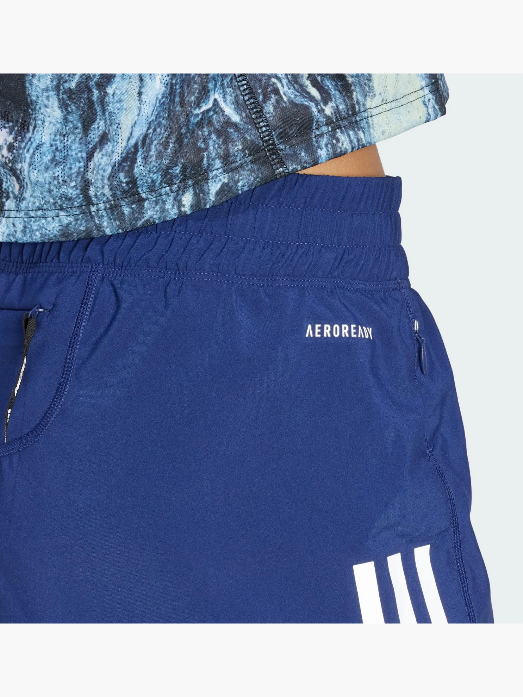 Damen adidas Own the Run Shorts