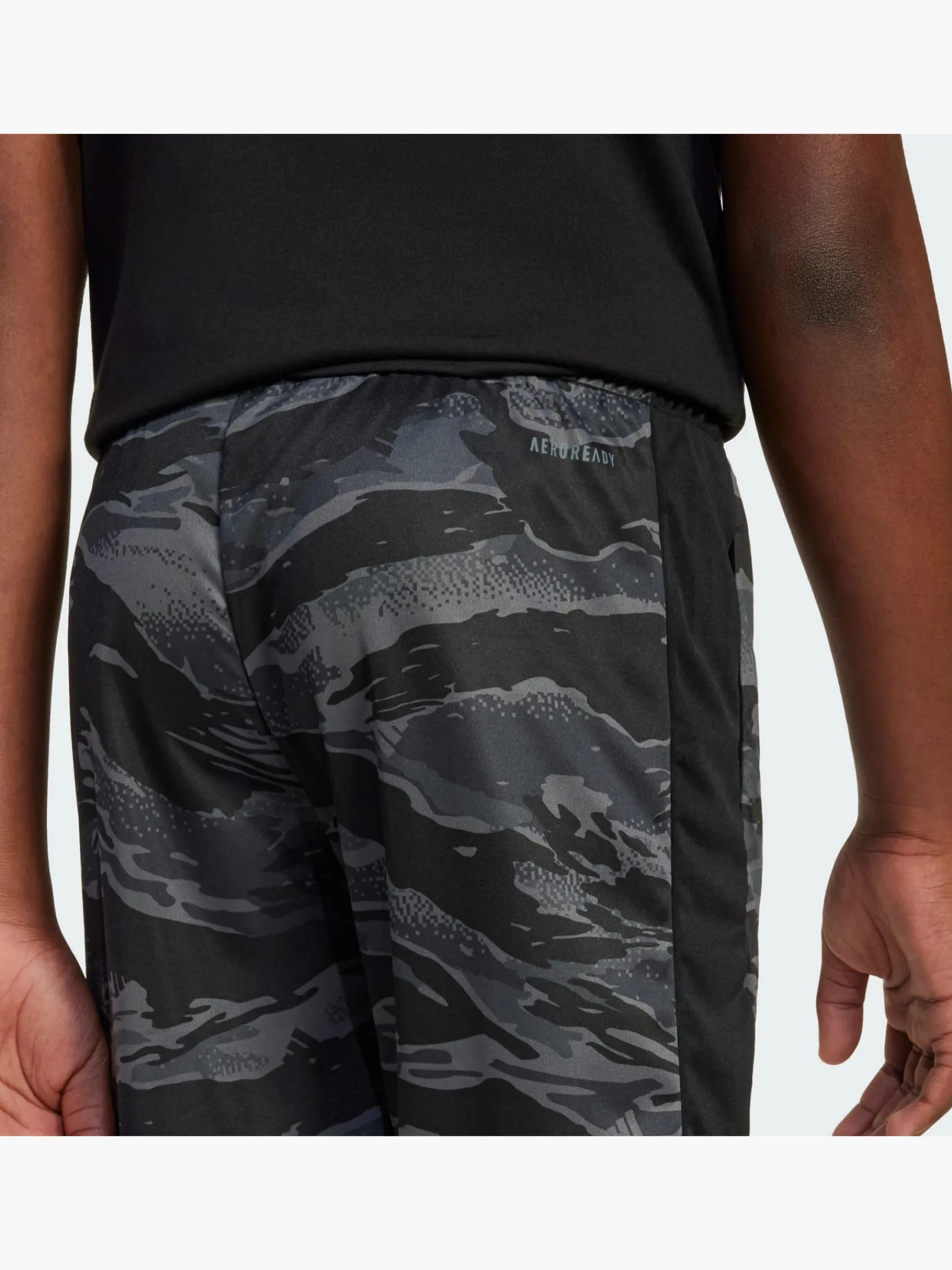 Kinder adidas Train Essentials Camo Print Kids Shorts
